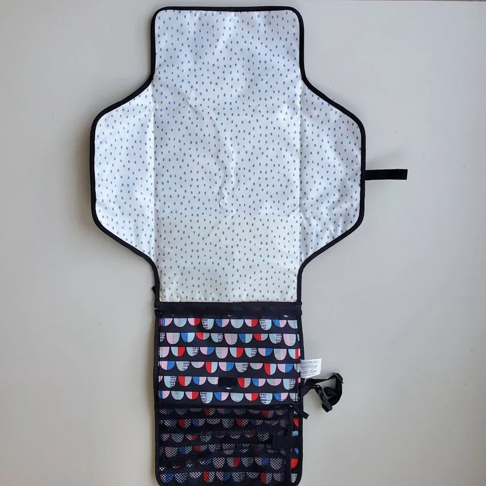 Skip Hop Pronto Diaper changing station nwot
